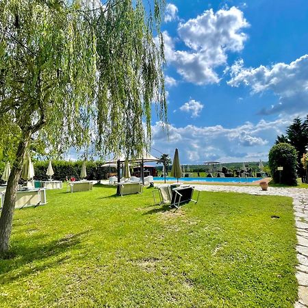 Casale Baldelli Apartments Кастильоне-дель-Лаго Экстерьер фото