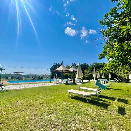 Casale Baldelli Apartments Кастильоне-дель-Лаго Экстерьер фото