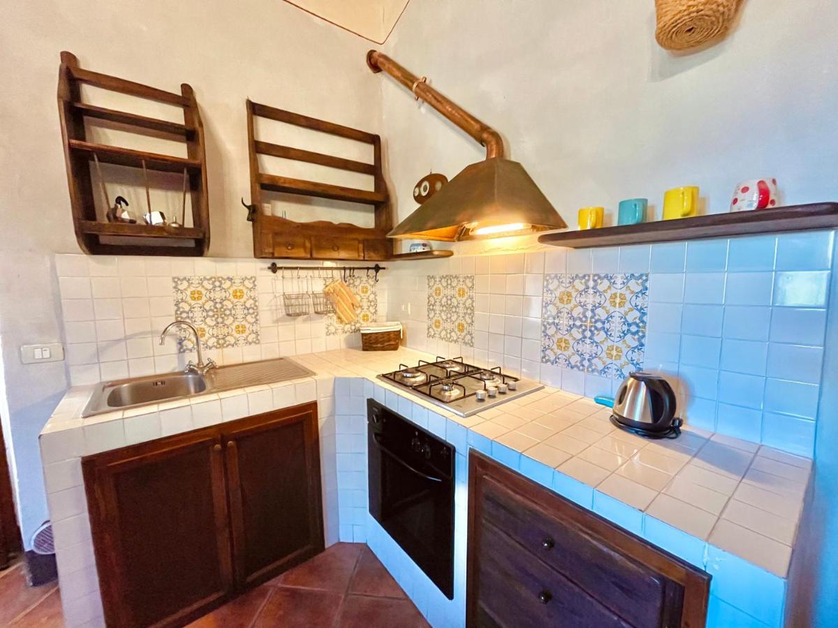 Casale Baldelli Apartments Кастильоне-дель-Лаго Экстерьер фото
