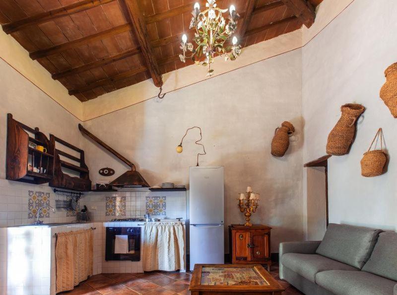 Casale Baldelli Apartments Кастильоне-дель-Лаго Экстерьер фото