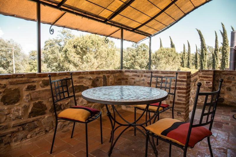 Casale Baldelli Apartments Кастильоне-дель-Лаго Экстерьер фото