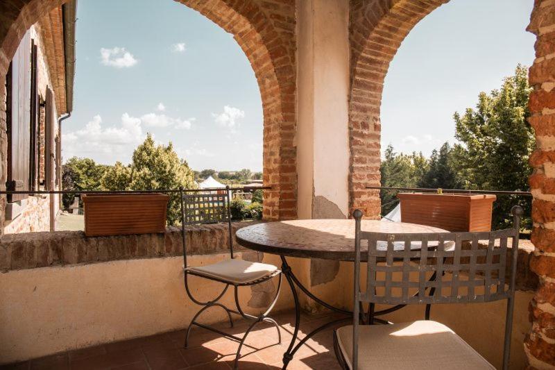 Casale Baldelli Apartments Кастильоне-дель-Лаго Экстерьер фото